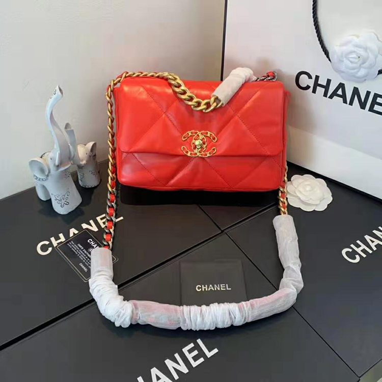 2020 Chanel 19 flap bag