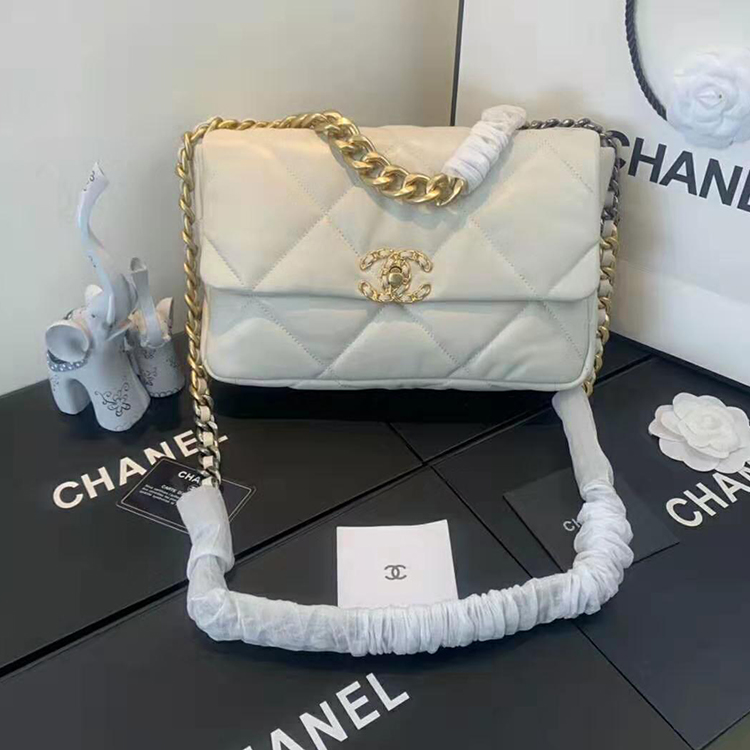 2020 Chanel 19 flap bag