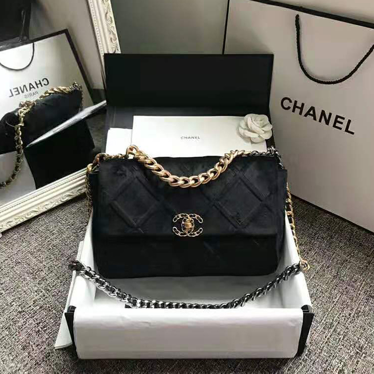 2020 Chanel 19 flap bag