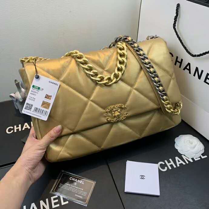 2020 Chanel 19 flap bag