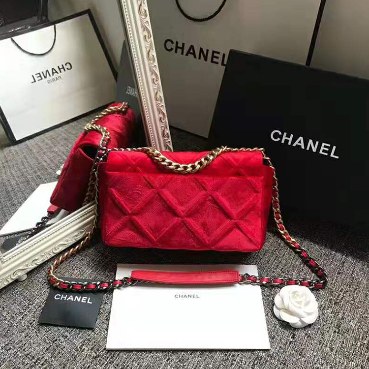 2020 Chanel 19 flap bag