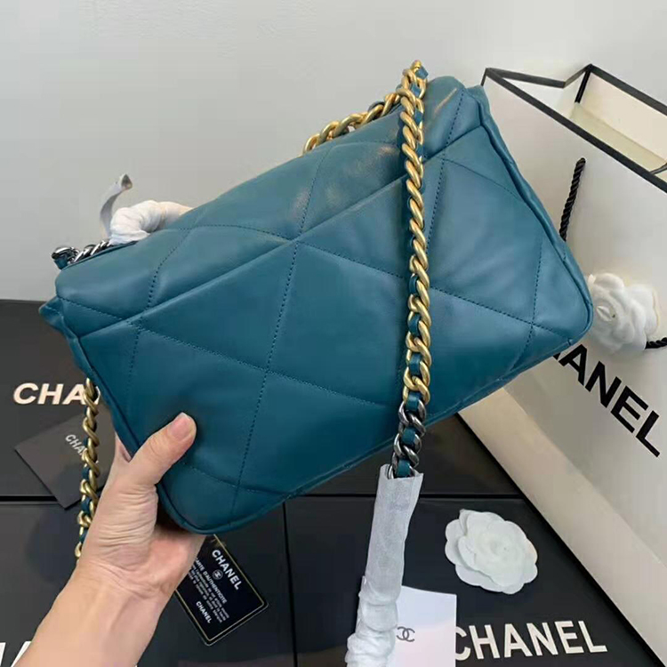 2020 Chanel 19 flap bag