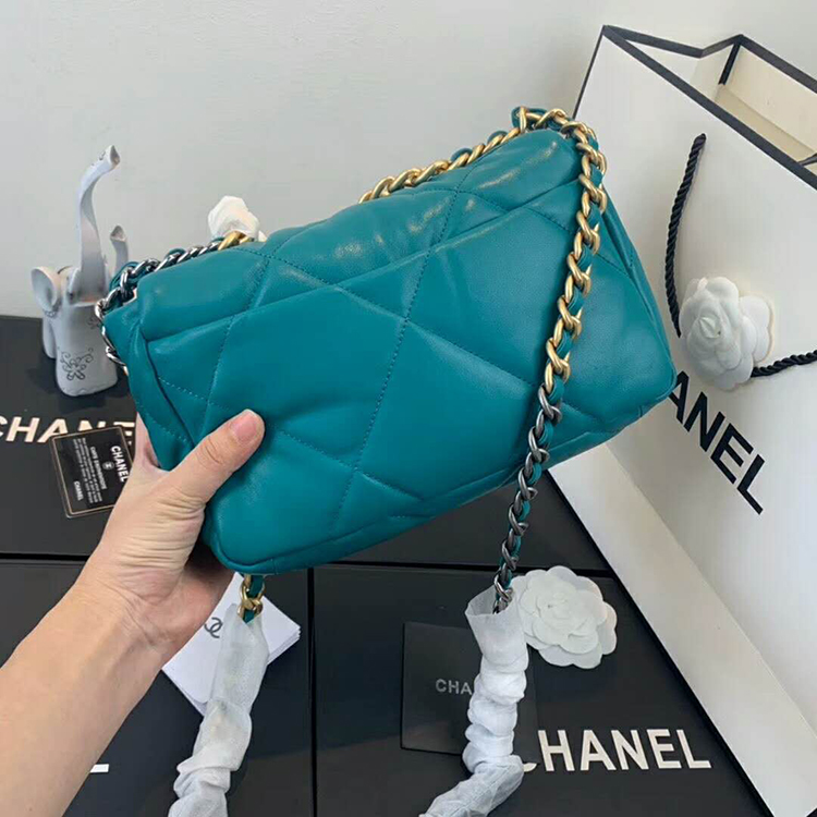 2020 Chanel 19 flap bag