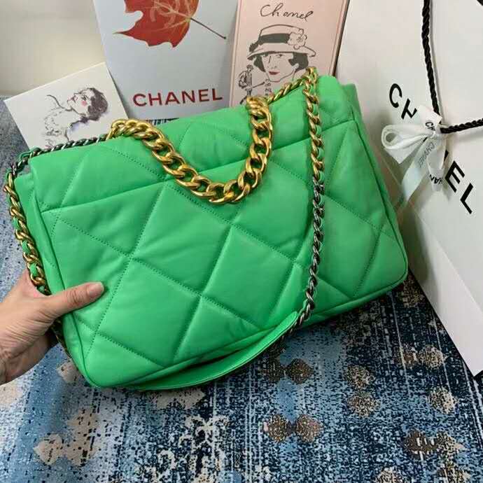 2020 Chanel 19 flap bag