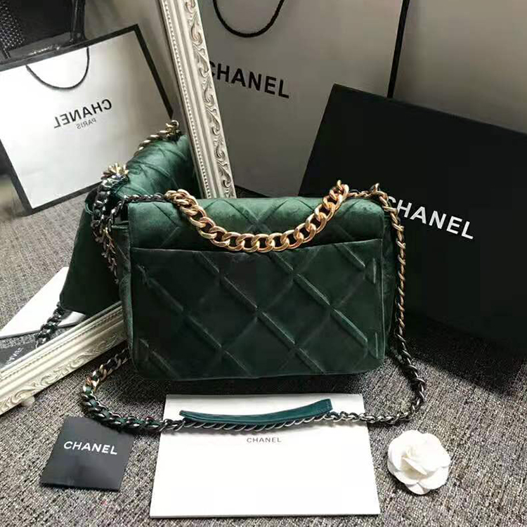 2020 Chanel 19 flap bag