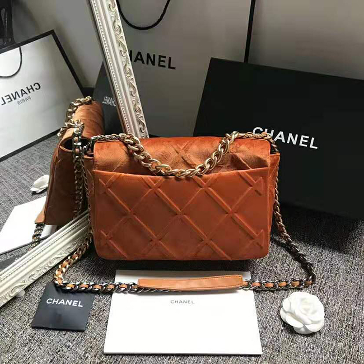 2020 Chanel 19 flap bag