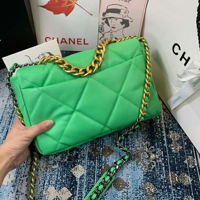 2020 Chanel 19 flap bag