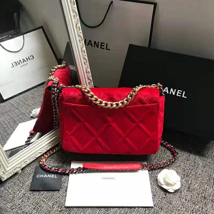 2020 Chanel 19 flap bag