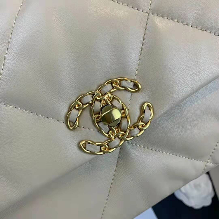 2020 Chanel 19 flap bag