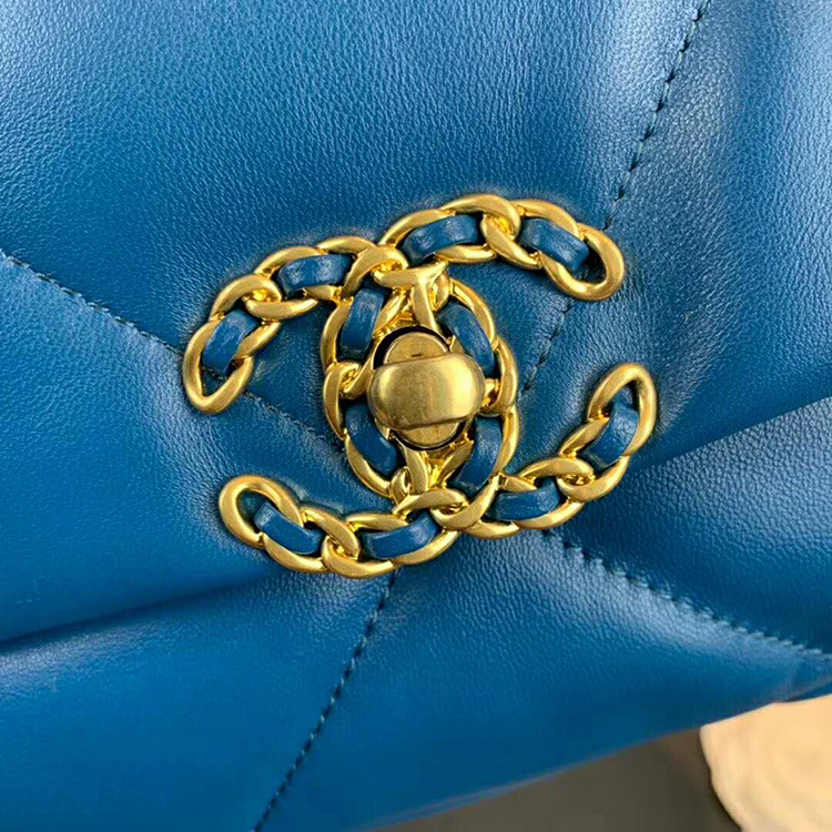 2020 Chanel 19 flap bag