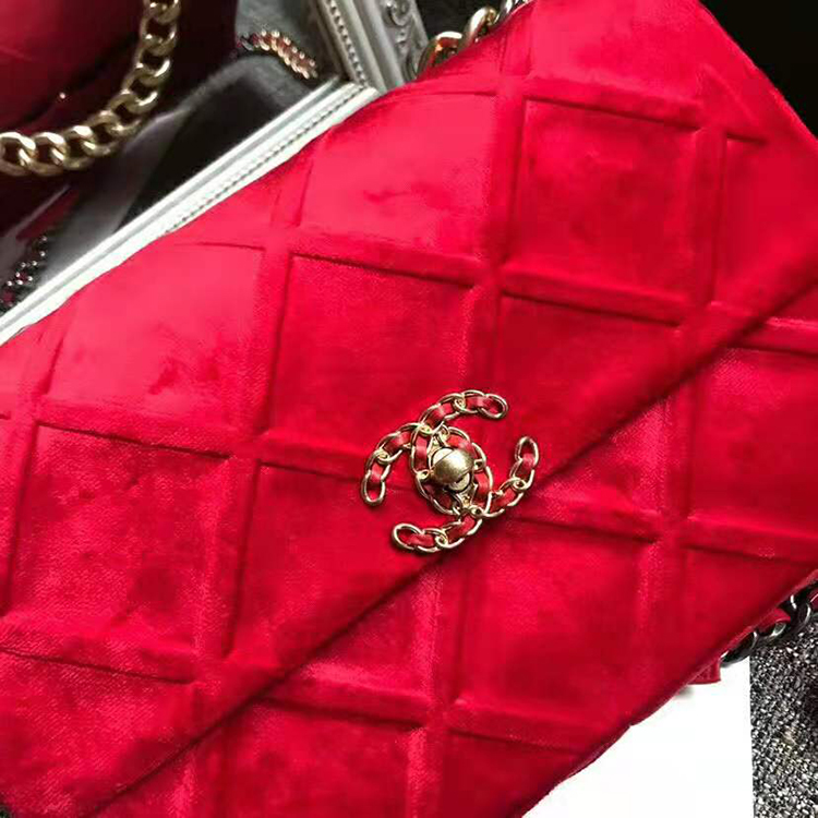 2020 Chanel 19 flap bag