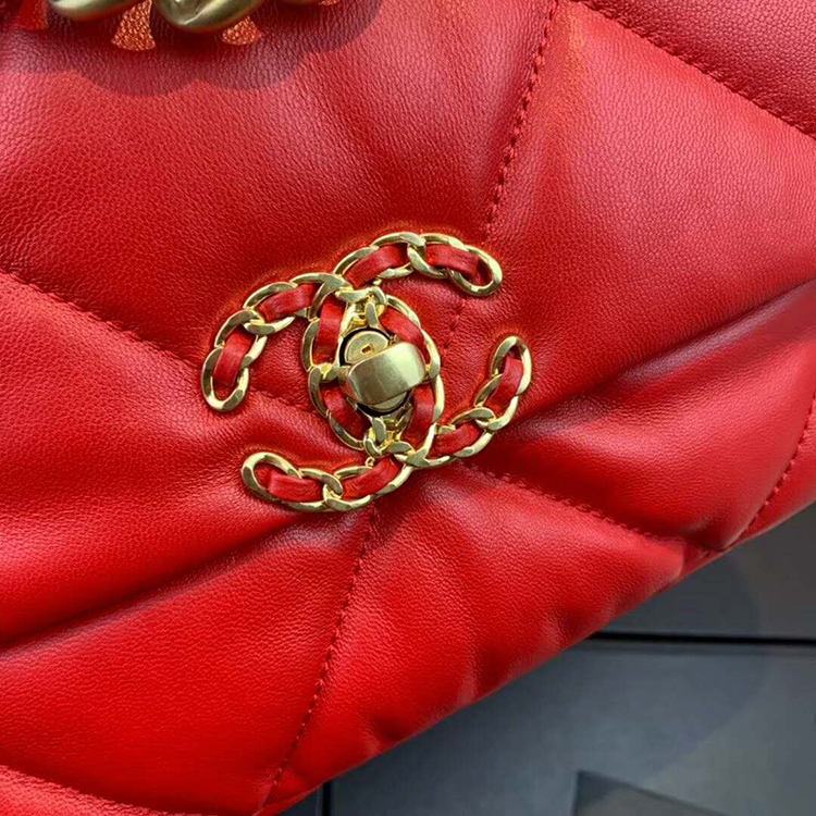 2020 Chanel 19 flap bag