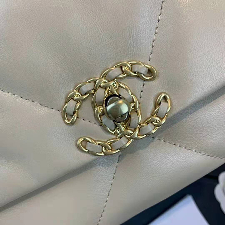 2020 Chanel 19 flap bag