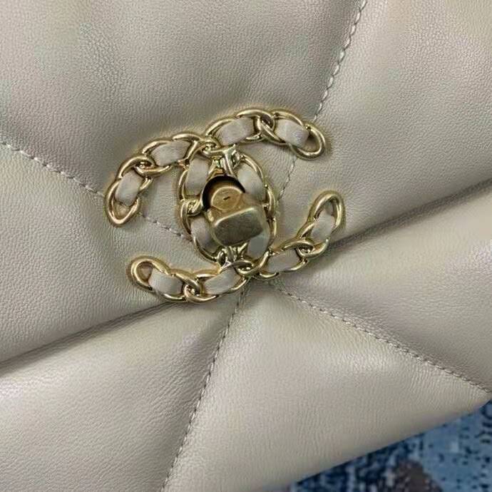 2020 Chanel 19 flap bag