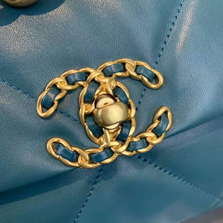 2020 Chanel 19 flap bag