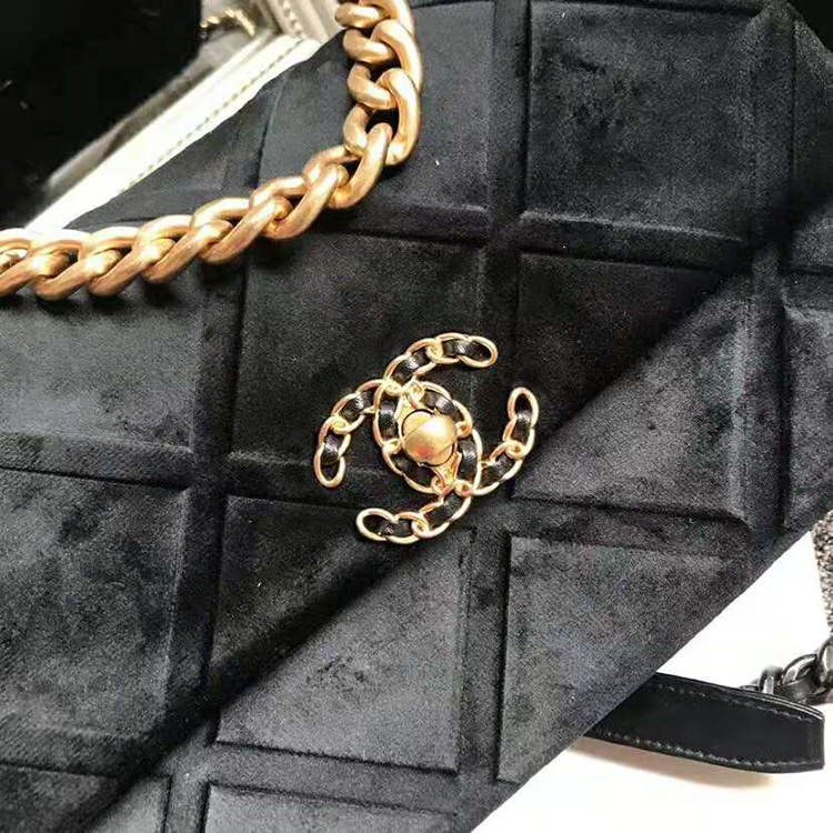 2020 Chanel 19 flap bag