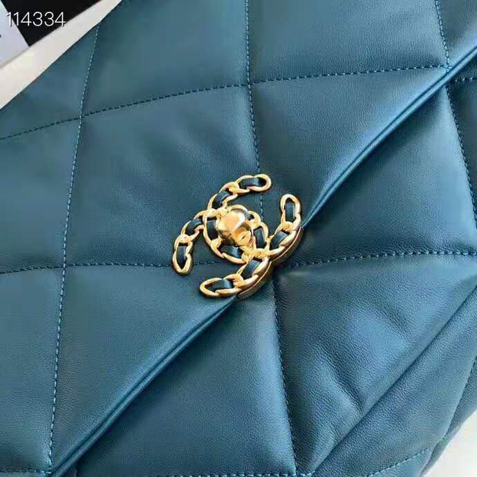 2020 Chanel 19 flap bag