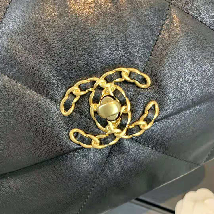 2020 Chanel 19 flap bag