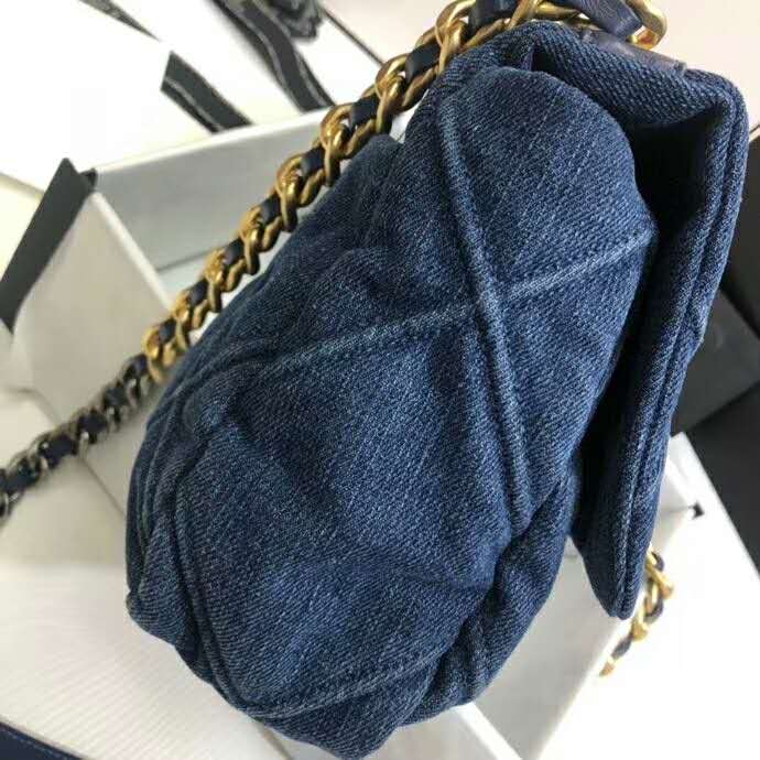 2020 Chanel 19 flap bag