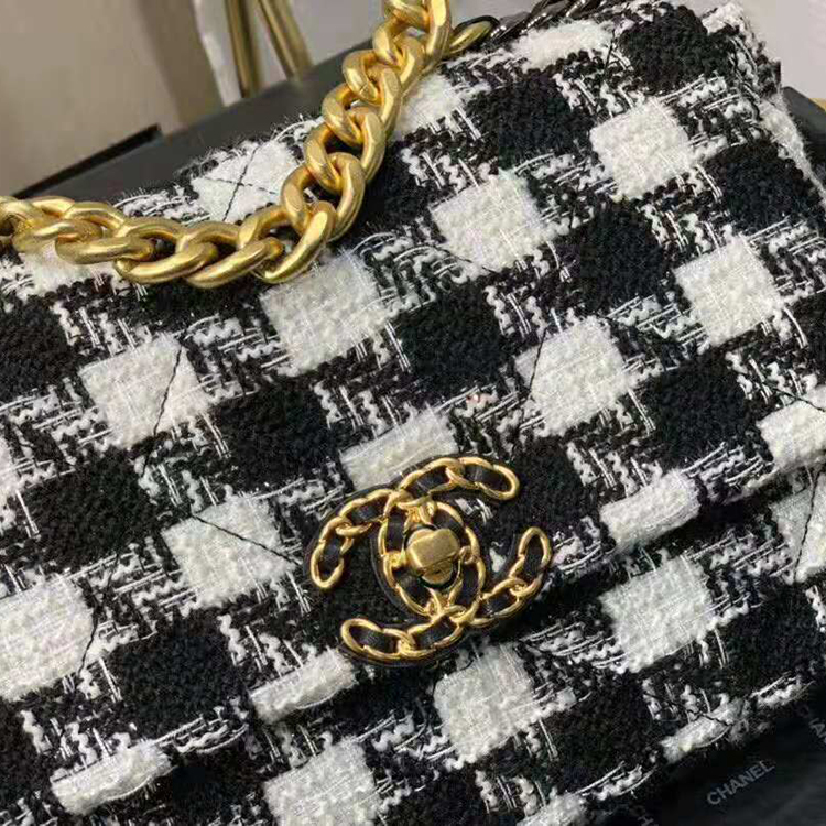 2020 Chanel 19 flap bag