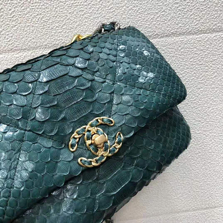 2020 Chanel 19 flap bag