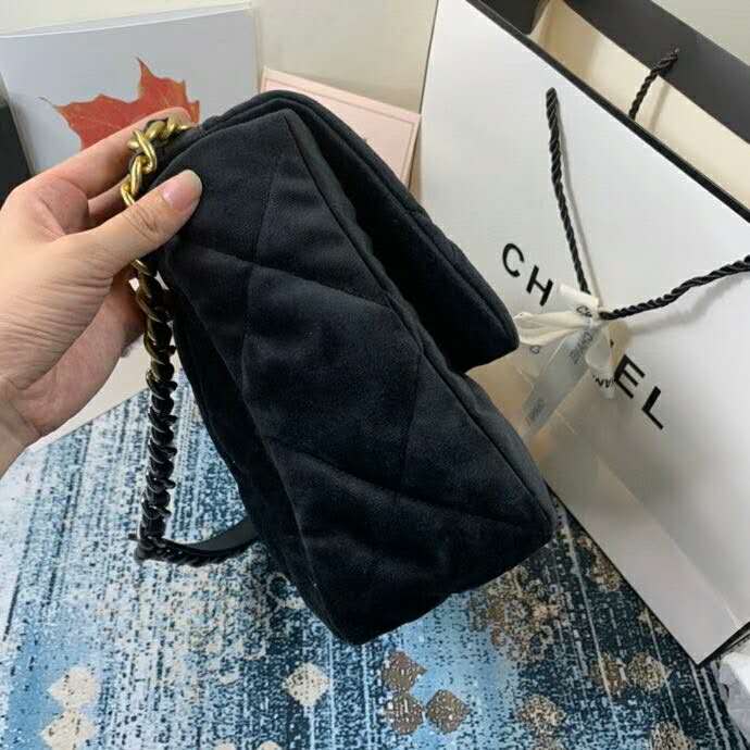 2020 Chanel 19 flap bag