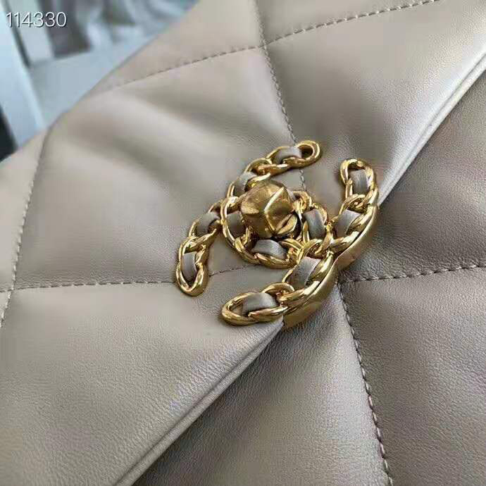 2020 Chanel 19 flap bag