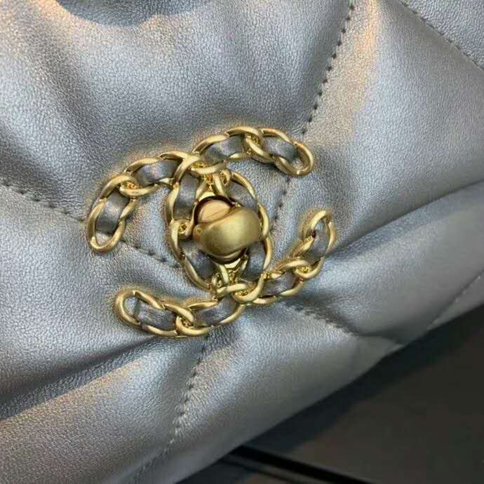 2020 Chanel 19 flap bag