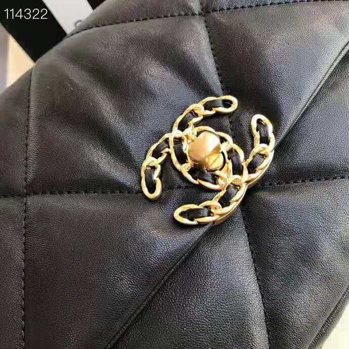 2020 Chanel 19 flap bag