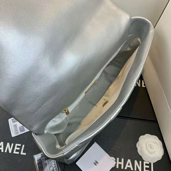 2020 Chanel 19 flap bag