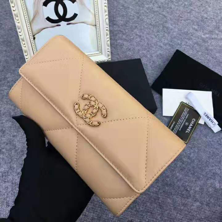 2020 Chanel 19 long flap wallet