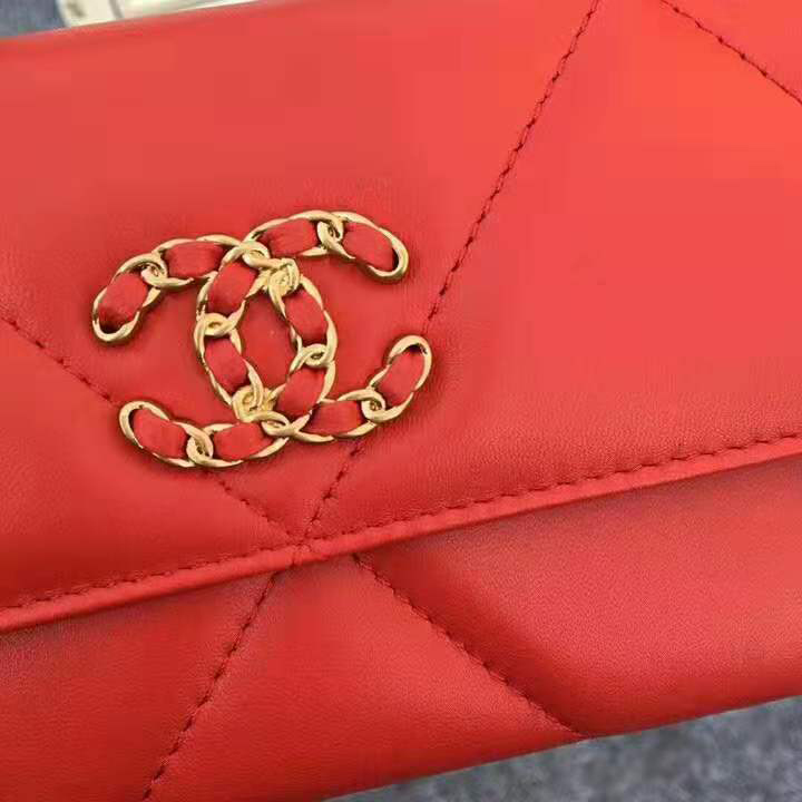 2020 Chanel 19 long flap wallet