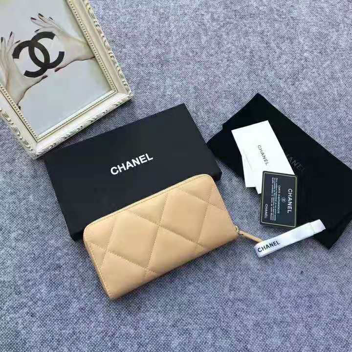 2020 Chanel 19 long zipped wallet