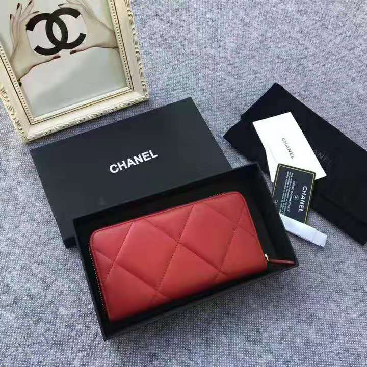 2020 Chanel 19 long zipped wallet