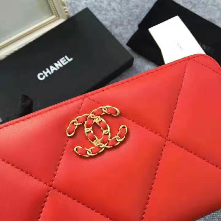 2020 Chanel 19 long zipped wallet