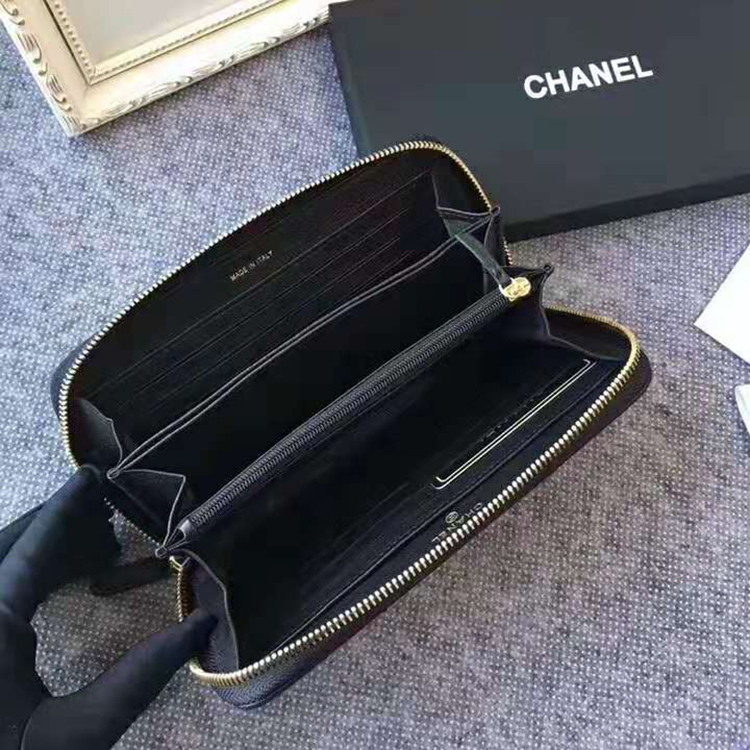 2020 Chanel 19 long zipped wallet