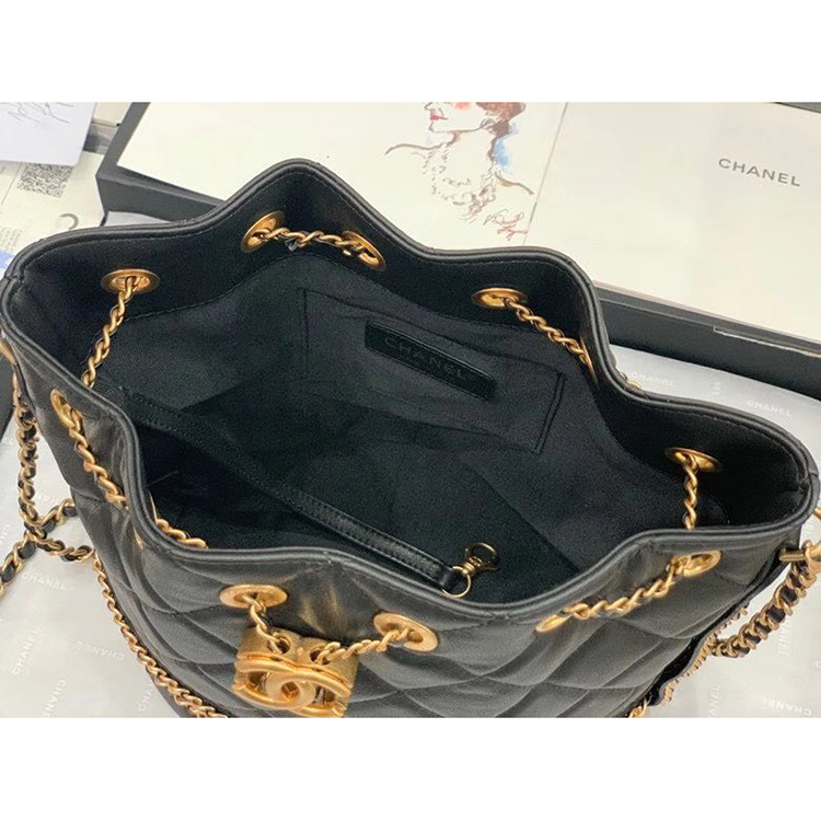 2020 Chanel Bucket bag