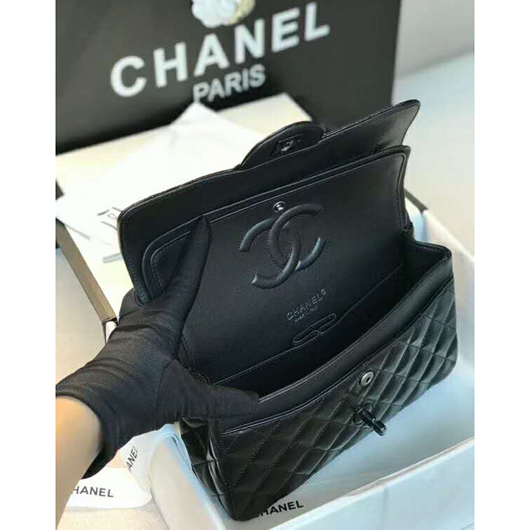 2020 Chanel Classic Flap bag