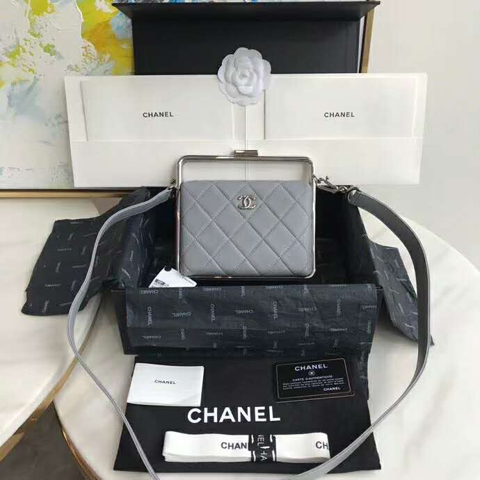 2020 Chanel Clutch