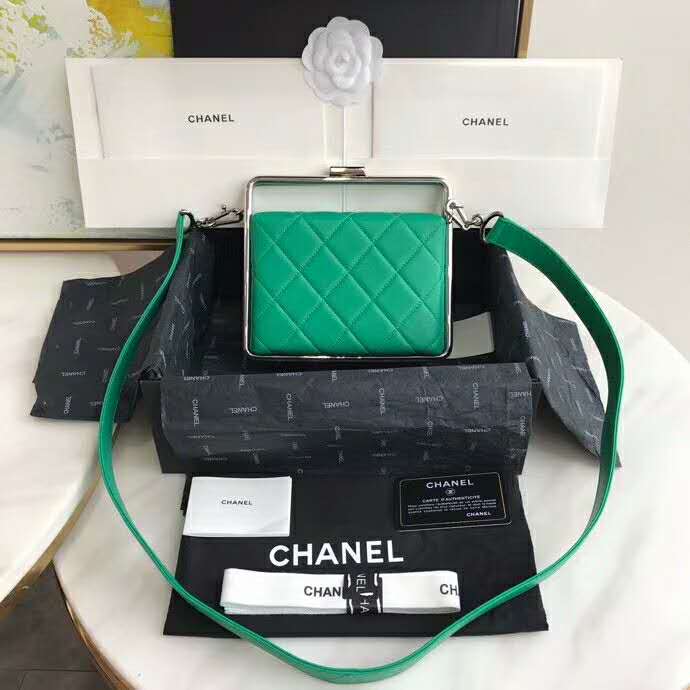 2020 Chanel Clutch