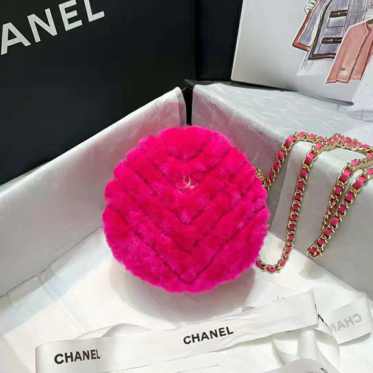 2020 Chanel Clutch with Chain