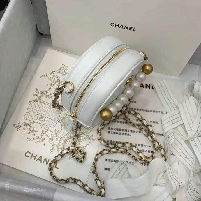 2020 Chanel Clutch with Chain