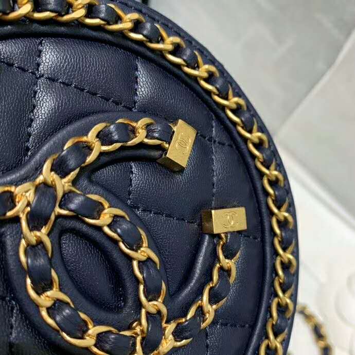 2020 Chanel Clutch with Chain