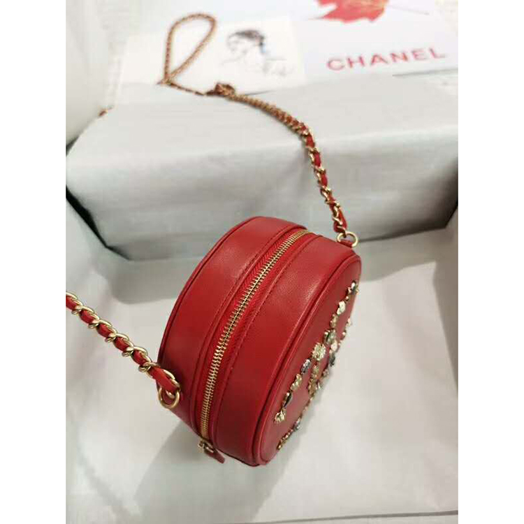 2020 Chanel Clutch with Chain