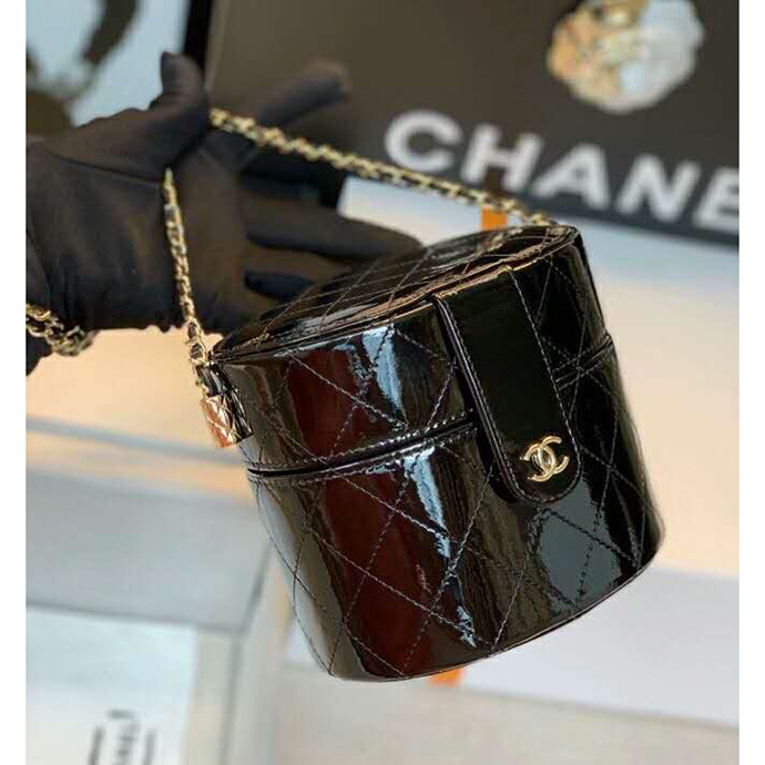 2020 Chanel Cosmetic bag