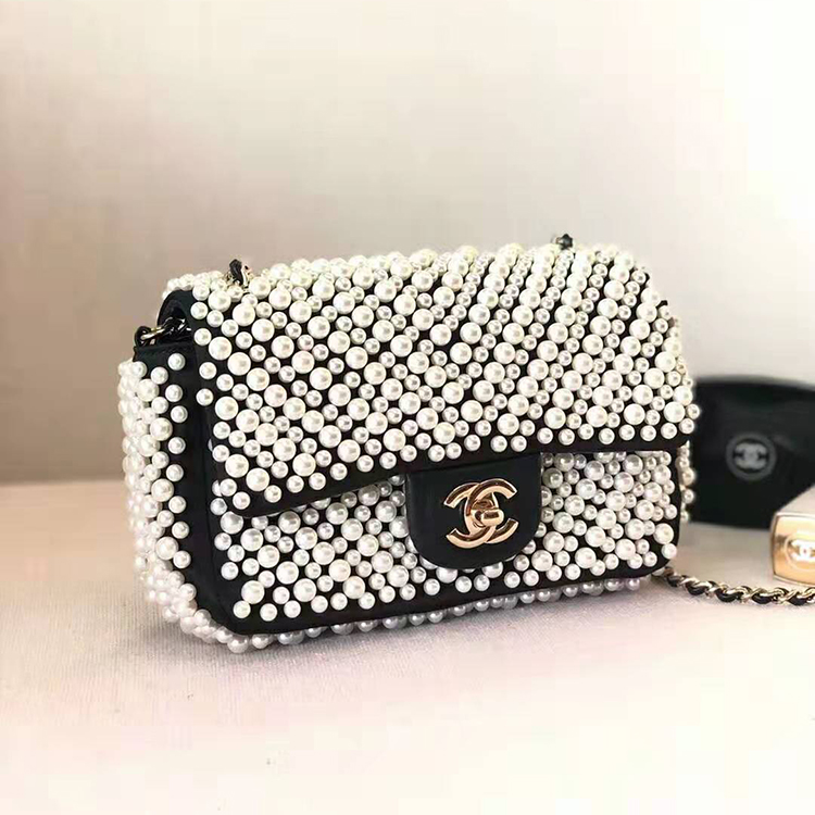 2020 Chanel FLAP BAG