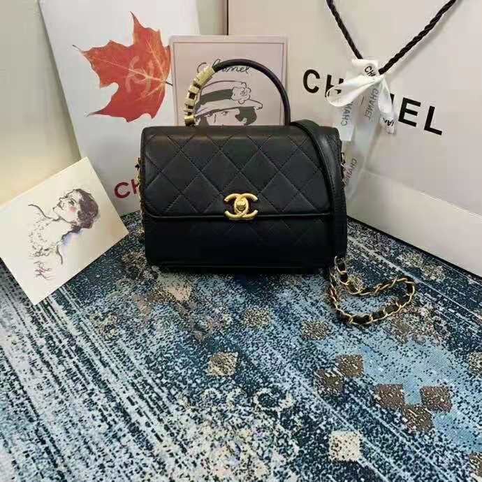 2020 Chanel Handle bag