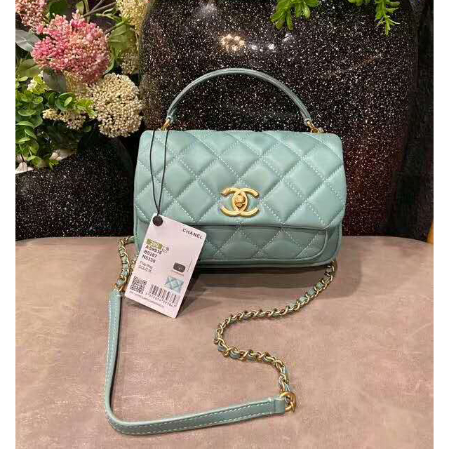 2020 Chanel Handle bag