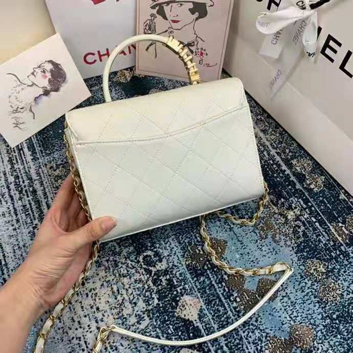 2020 Chanel Handle bag