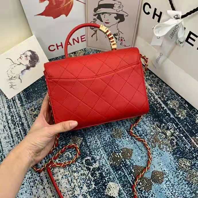 2020 Chanel Handle bag